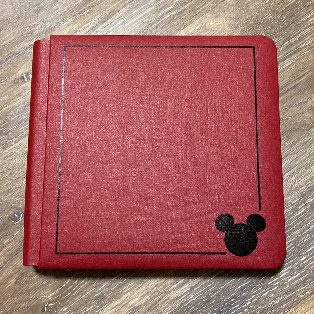 E840 Disney Creative Memories scrapbook EUC